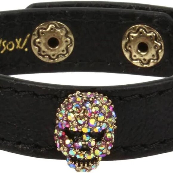 Betsey Johnson Faux Stone Pave Skull Leather Snap Bracelet - Picture 10 of 10